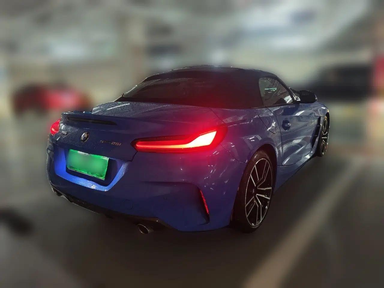 BMW Z4 2022 sDrive 25i M Sport Night Edition package — миниатюра 6