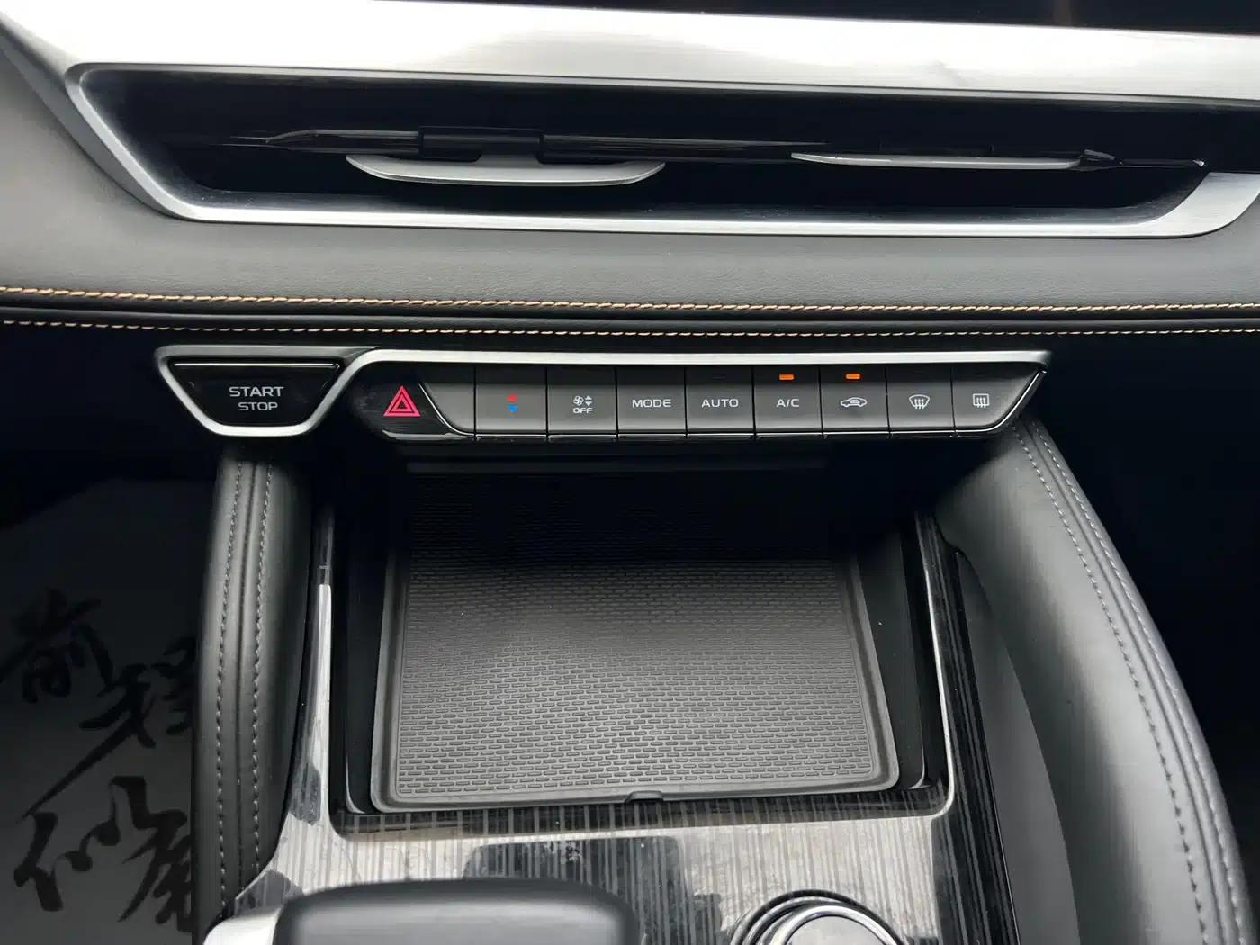 Geely Xingyue L 2024 2.0TD DCT EVO 2WD Long Wind Edition — миниатюра 19