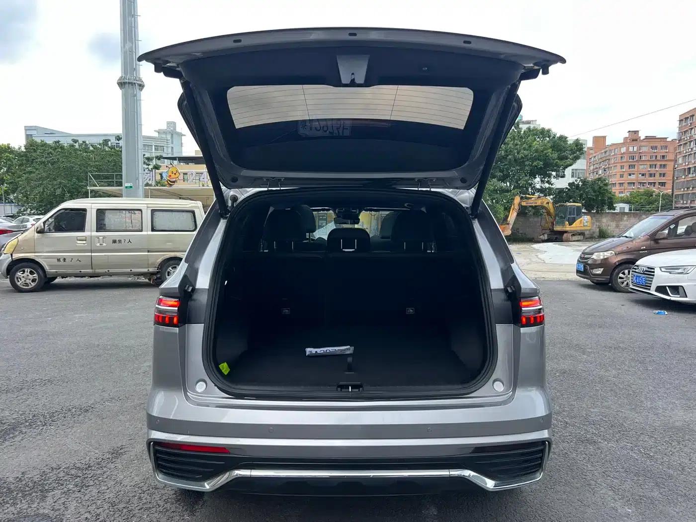 Geely Xingyue L 2024 2.0TD DCT EVO 2WD Long Wind Edition — миниатюра 25