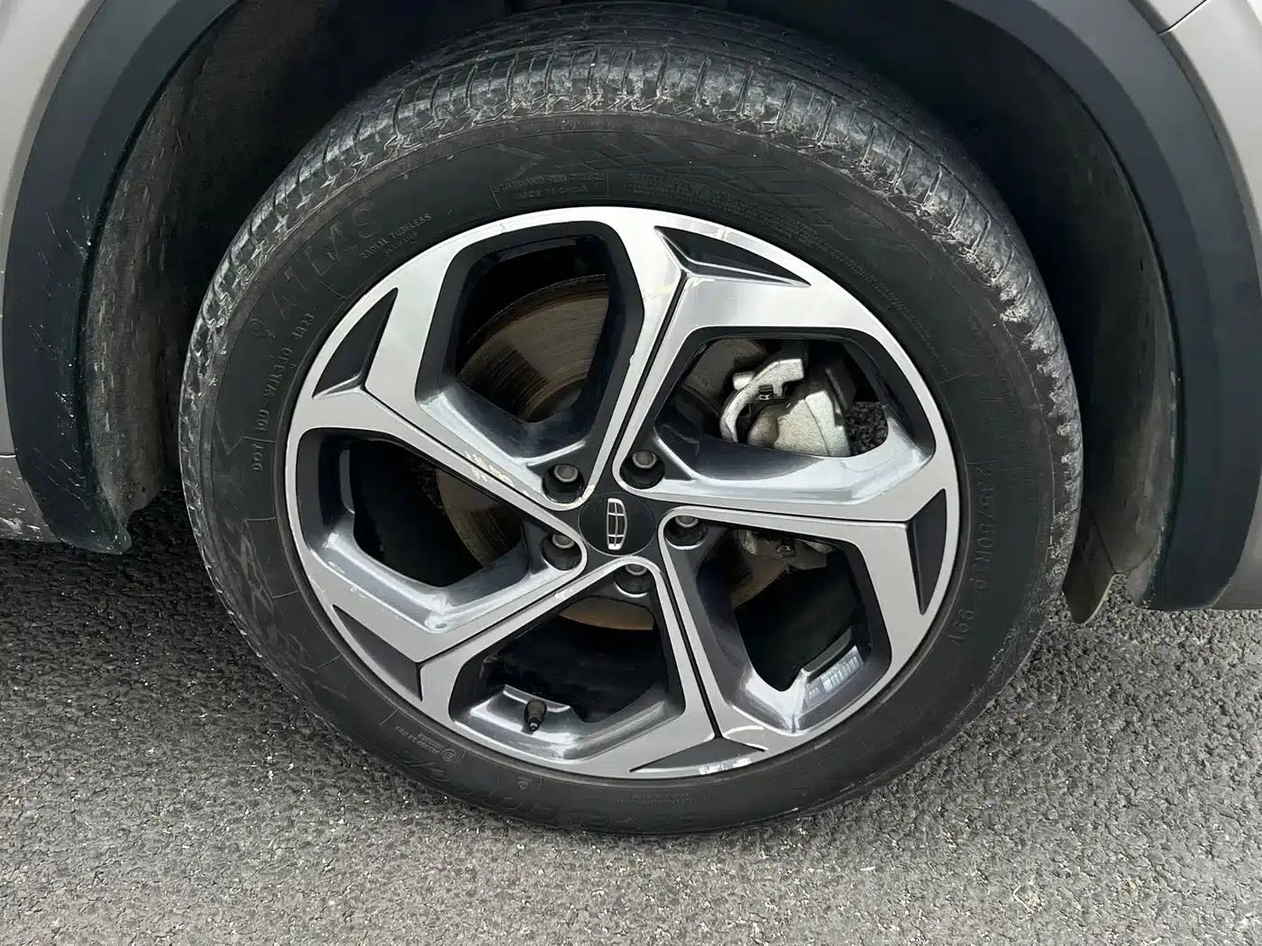 Geely Xingyue L 2024 2.0TD DCT EVO 2WD Long Wind Edition — миниатюра 31