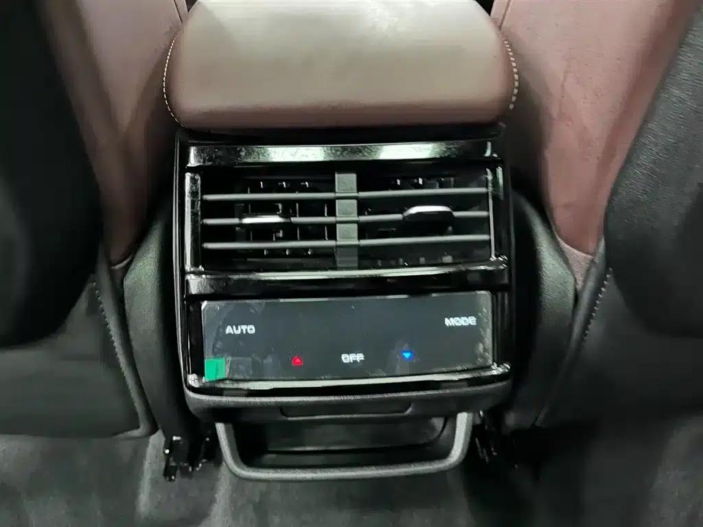 Geely Xingyue L 2021 2.0TD High-Power Automatic Four-Wheel Drive Flagship Edition — миниатюра 15