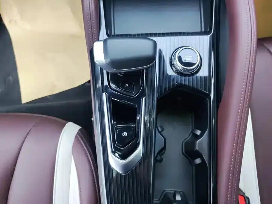 Geely Xingyue L 2021 2.0TD DCT EVO 2WD Premium Edition — миниатюра 16
