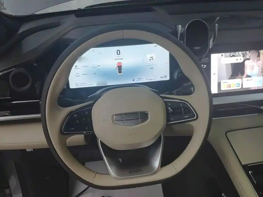 Geely Xingyue L 2025 Oriental Radiance 2.0TD Automatic Star Edition — миниатюра 11