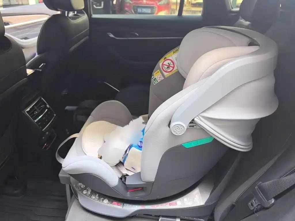 Geely Xingyue L 2025 Oriental Radiance 2.0TD Automatic Star Edition — миниатюра 15