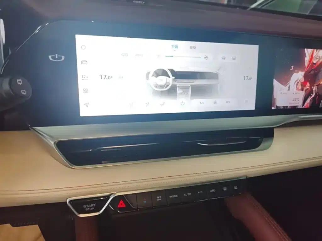 Geely Xingyue L 2021 2.0TD DCT EVO 2WD Premium Edition — миниатюра 13
