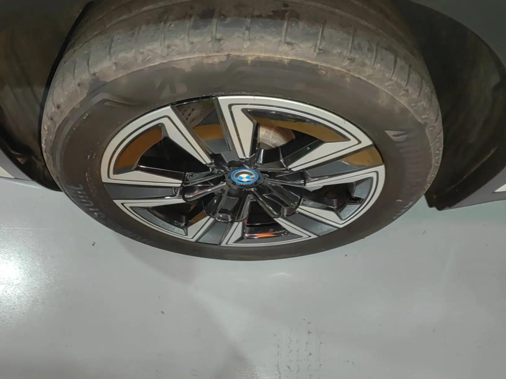 BMW iX3 2021 Leading Model — миниатюра 10