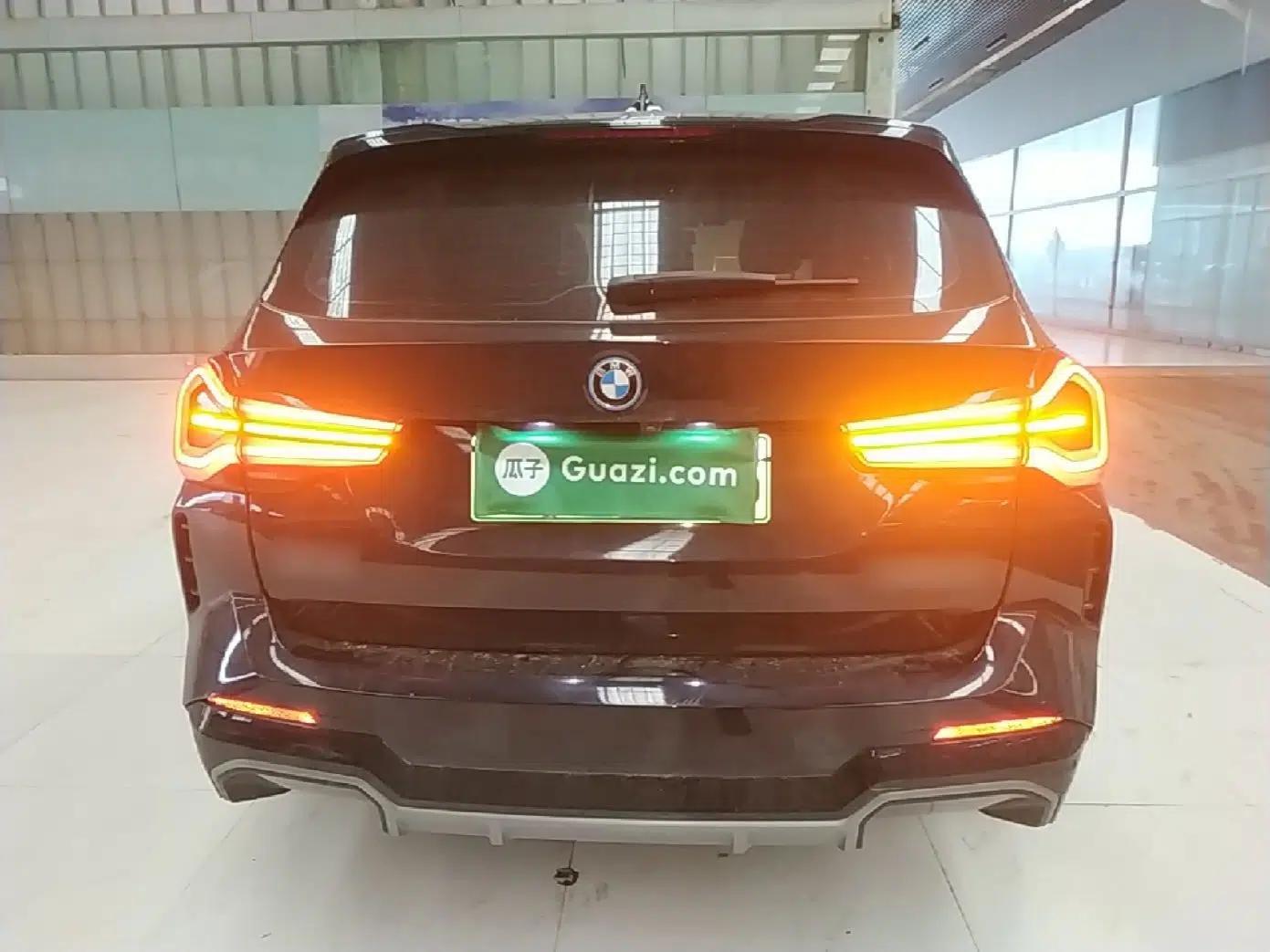 BMW iX3 2023 Leading Type — миниатюра 5