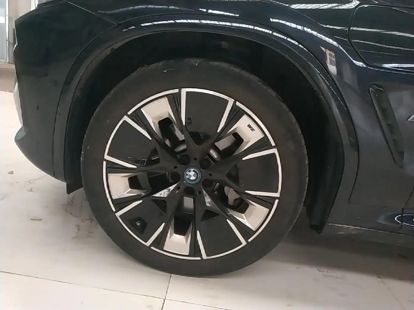BMW iX3 2023 Leading Type — миниатюра 10
