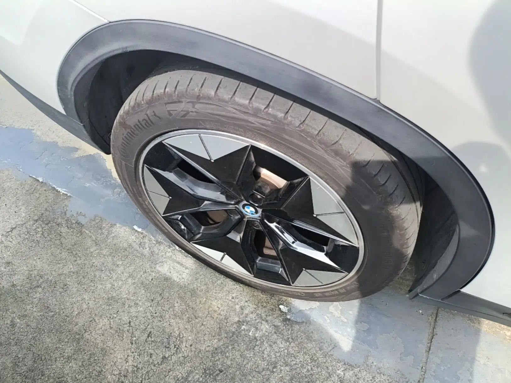 BMW iX3 2021 Leading Type — миниатюра 16