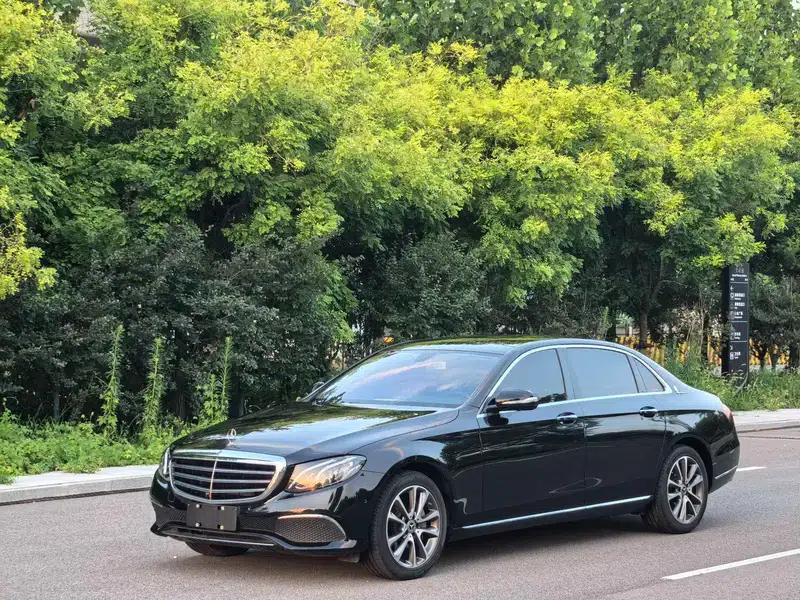 Mercedes-Benz E-Class 2019 Facelift E 300 L Luxury — миниатюра 1