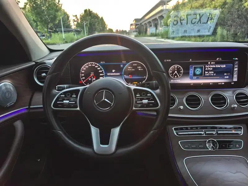 Mercedes-Benz E-Class 2019 Facelift E 300 L Luxury — миниатюра 13