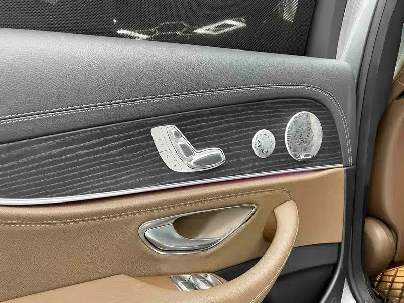 Mercedes-Benz E-Class 2020 Facelift E 300 L Sport Special Edition — миниатюра 12