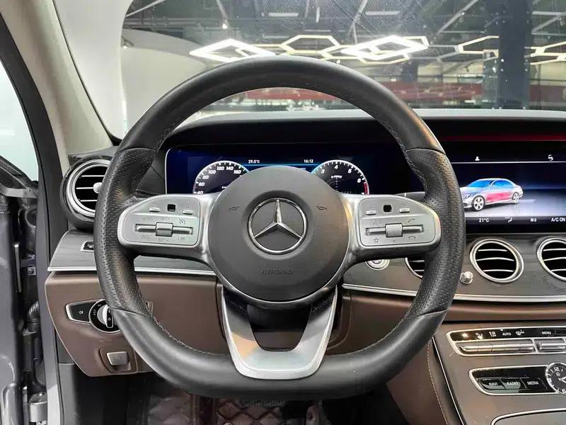 Mercedes-Benz E-Class 2020 Facelift E 300 L Sport Special Edition — миниатюра 15