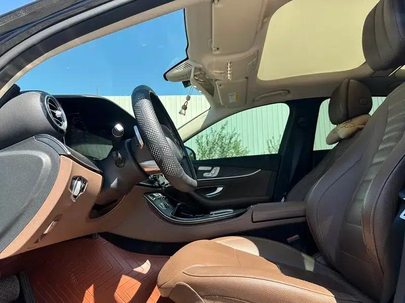Mercedes-Benz E-Class 2019 E 300 L Sport Style — миниатюра 8