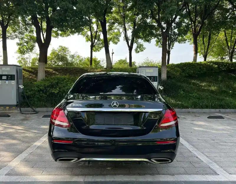 Mercedes-Benz E-Class 2020 Facelift E 300 L Sport Style — миниатюра 4