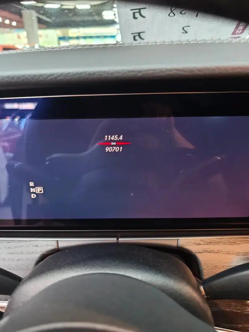 Mercedes-Benz E-Class 2020 Facelift E 300 L Sport Style — миниатюра 6