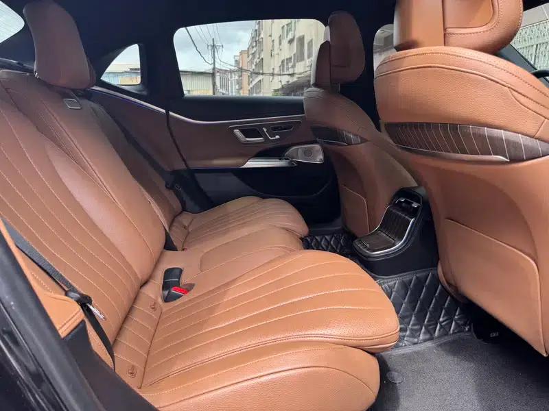 Mercedes-Benz E-Class 2024 E 300 L Luxury Sedan — миниатюра 24