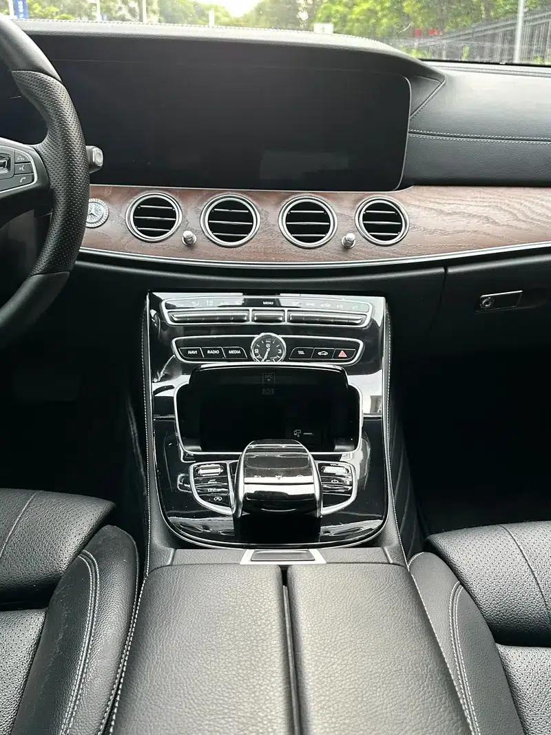 2016 Mercedes-Benz E-Class E 200 L Sport — миниатюра 11