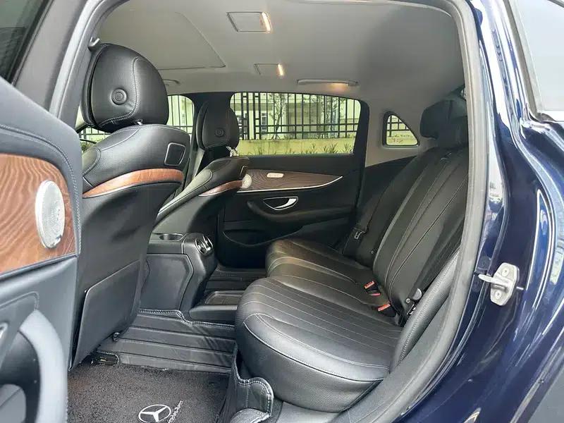 2016 Mercedes-Benz E-Class E 200 L Sport — миниатюра 14