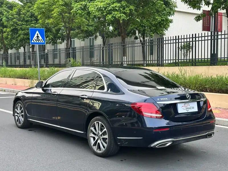 2016 Mercedes-Benz E-Class E 200 L Sport — миниатюра 4