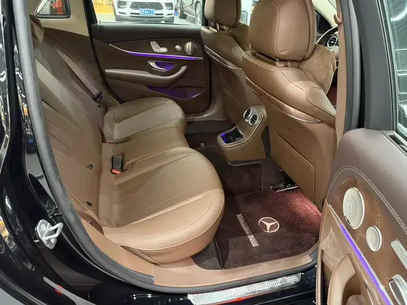 Mercedes-Benz E-Class 2022 Facelift E 300 L Luxury Sedan — миниатюра 8