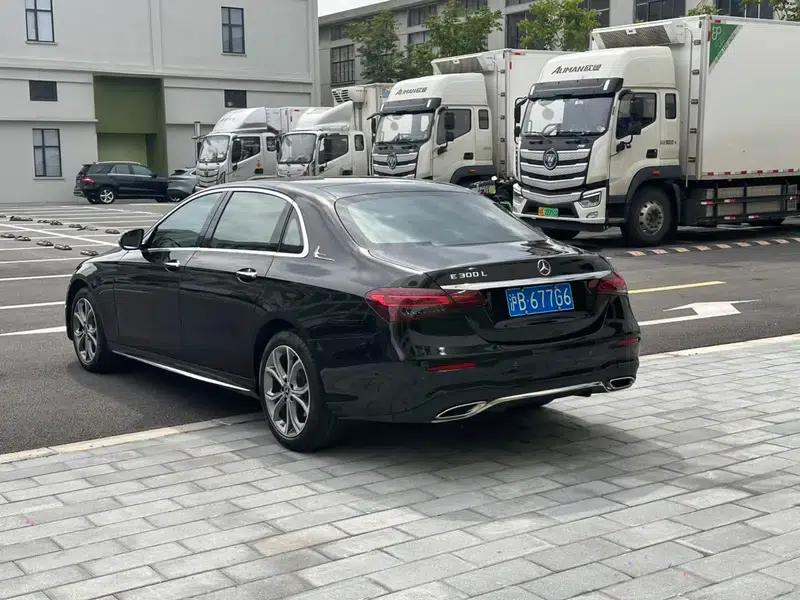 Mercedes-Benz E-Class 2022 E 300 L Premium Sport Sedan — миниатюра 5