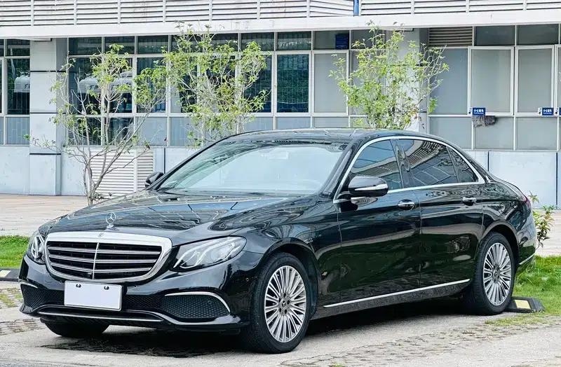 Mercedes-Benz E-Class 2020 Facelift E 300 L Fashion Model — миниатюра 1