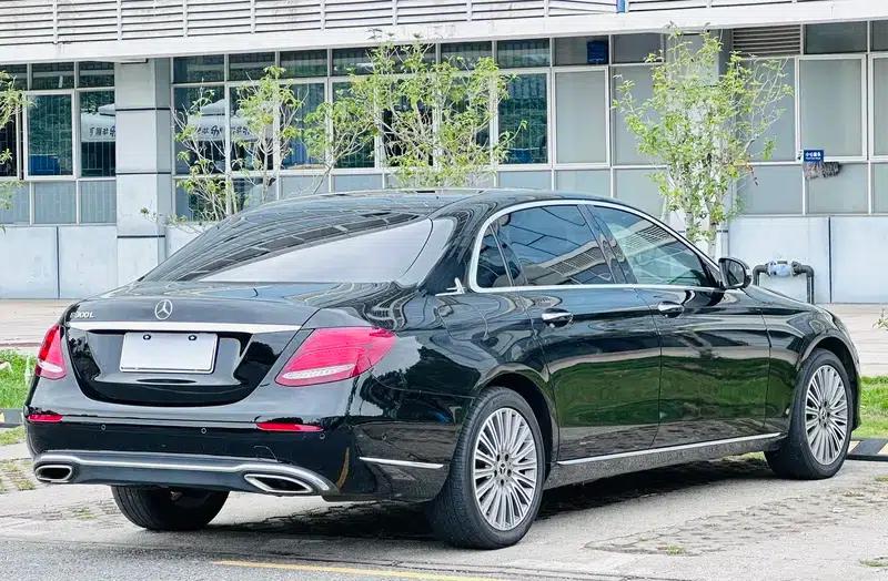 Mercedes-Benz E-Class 2020 Facelift E 300 L Fashion Model — миниатюра 6