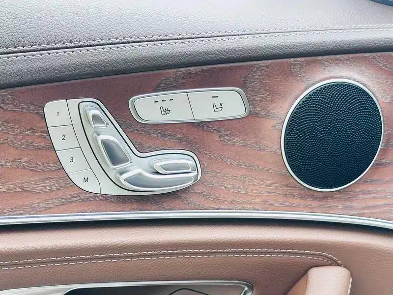 Mercedes-Benz E-Class 2020 Facelift E 300 L Fashion Model — миниатюра 7