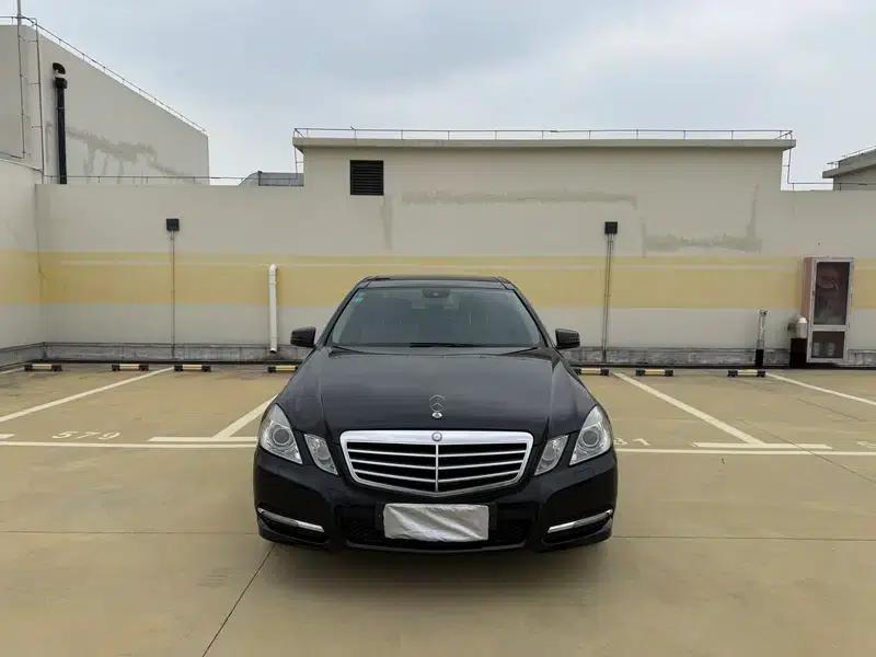 Mercedes-Benz E-Class 2012 E 260 L CGI Fashion Edition — миниатюра 2