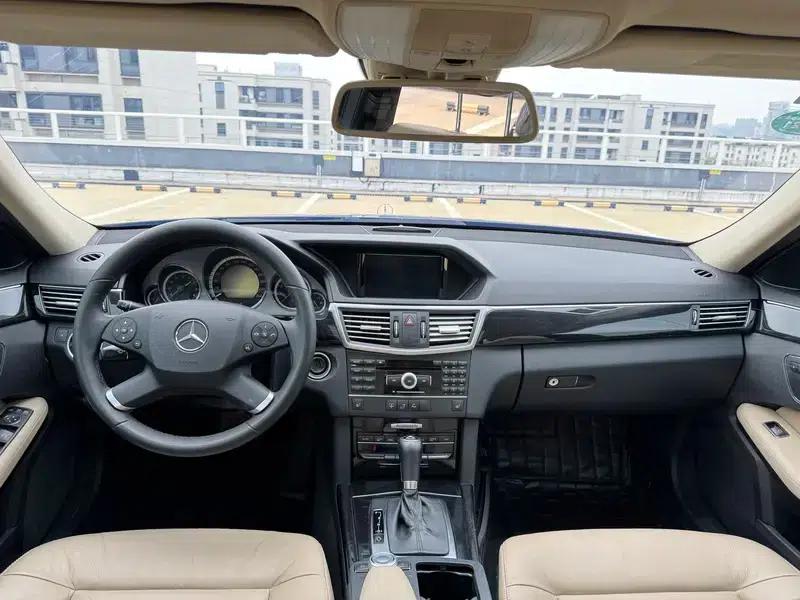 Mercedes-Benz E-Class 2012 E 260 L CGI Fashion Edition — миниатюра 12
