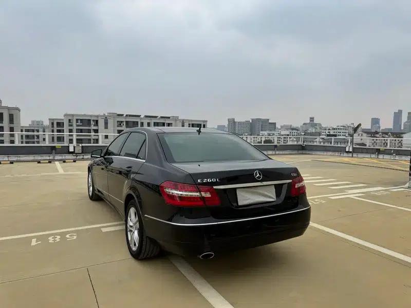 Mercedes-Benz E-Class 2012 E 260 L CGI Fashion Edition — миниатюра 4