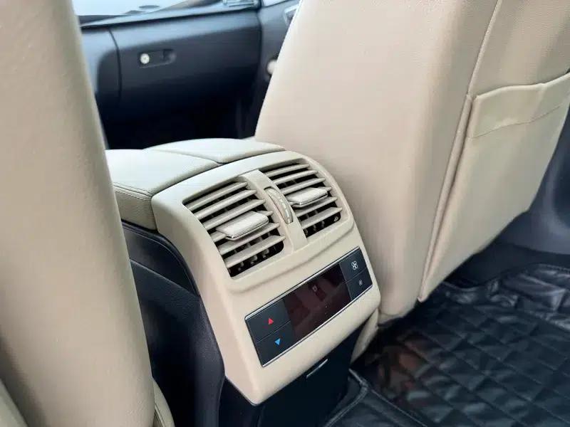 Mercedes-Benz E-Class 2012 E 260 L CGI Fashion Edition — миниатюра 8