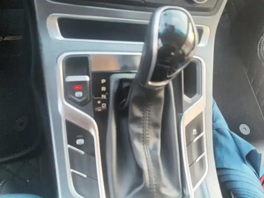 Geely Emgrand 2018 1.5L CVT Upward Connected Edition — миниатюра 16