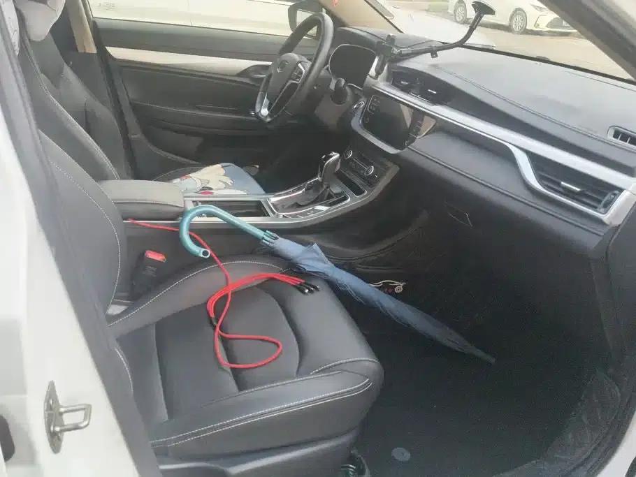 Geely Emgrand 2018 1.5L CVT Upward Connected Edition — миниатюра 8