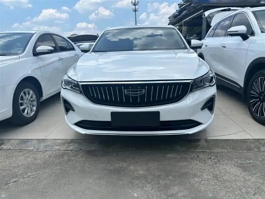 Geely Emgrand 2022 4th Generation 1.5L CVT Elite — миниатюра 2