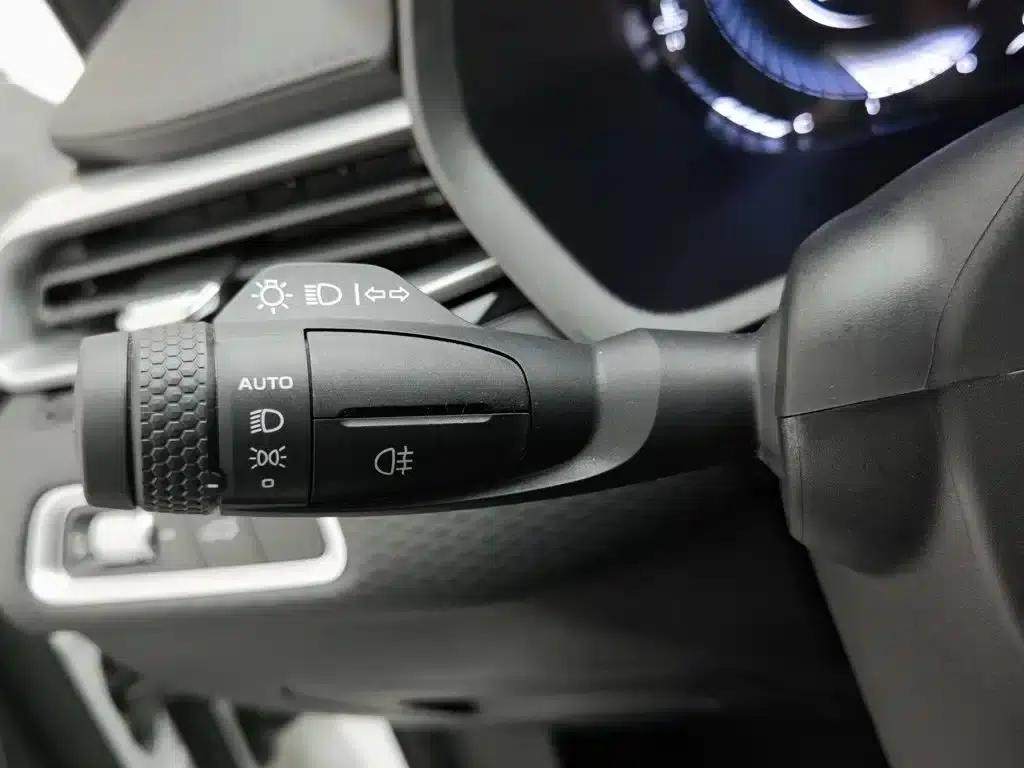 Geely Emgrand 2022 4th Generation 1.5L CVT Premium — миниатюра 21