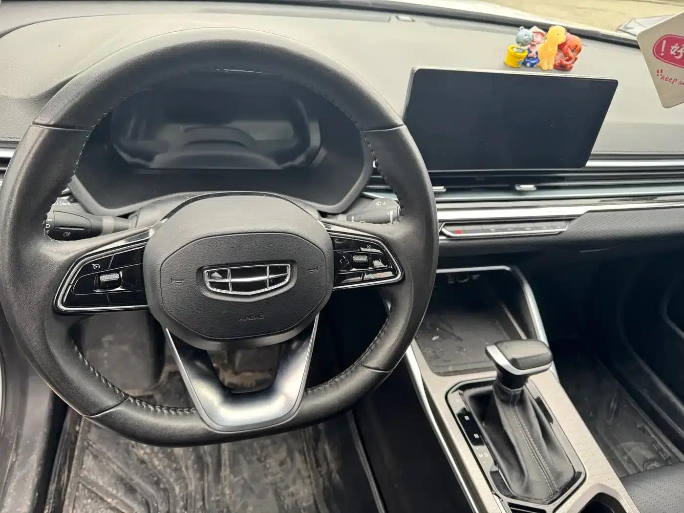 Geely Emgrand 2022 4th Generation 1.5L CVT Luxury Edition — миниатюра 7