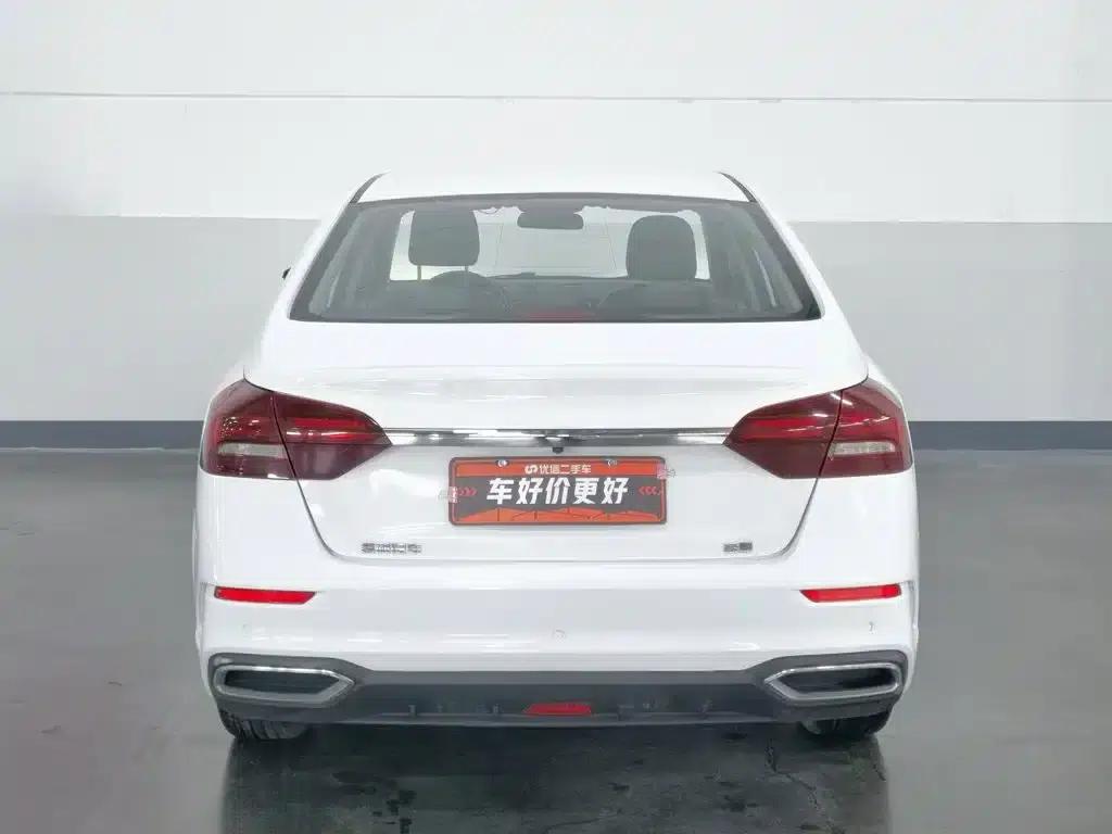 Geely Emgrand 2021 UP 1.5L CVT Upward Edition — миниатюра 4