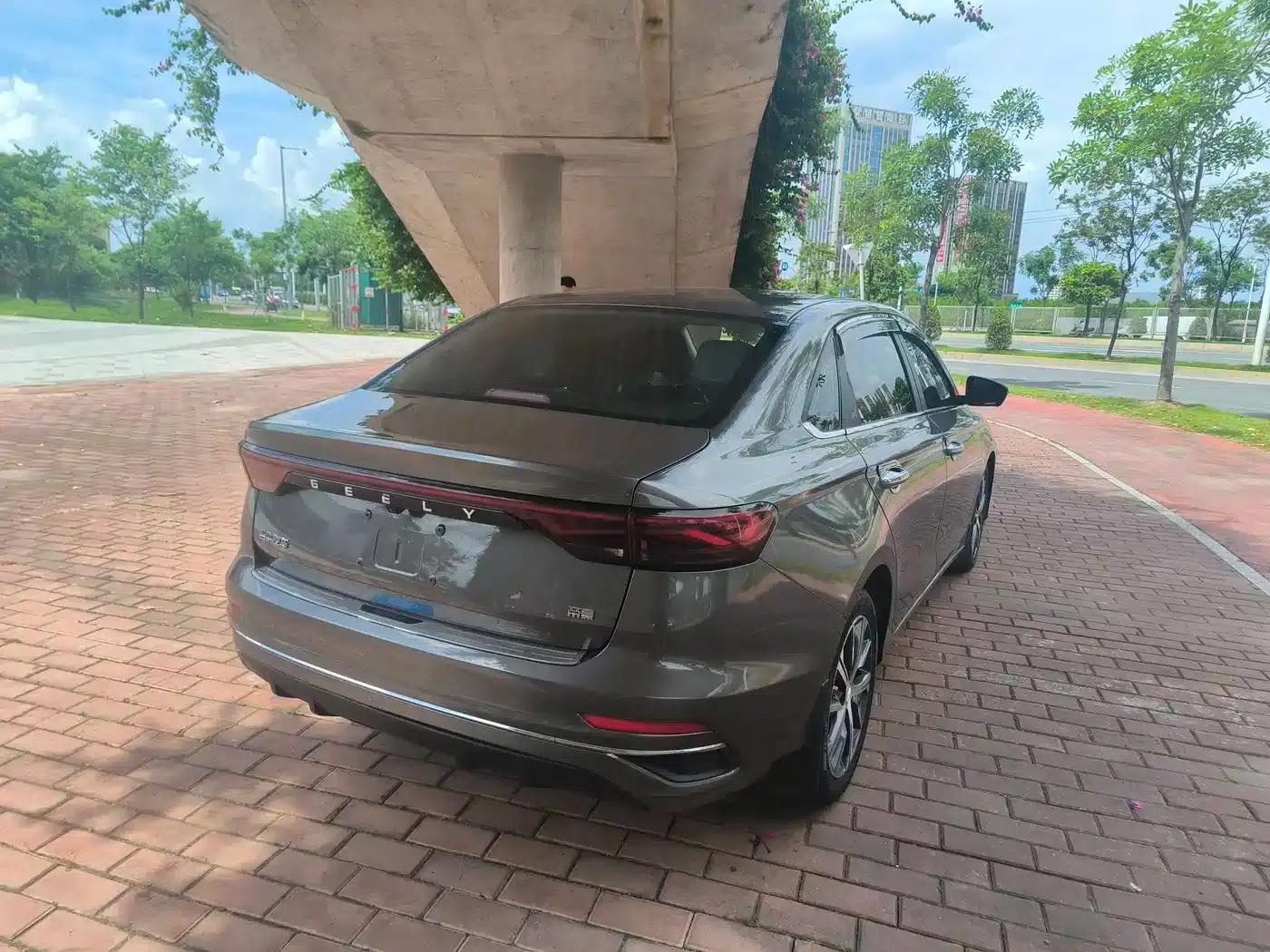 Geely Emgrand 2022 4th Generation 1.5L CVT Premium — миниатюра 14