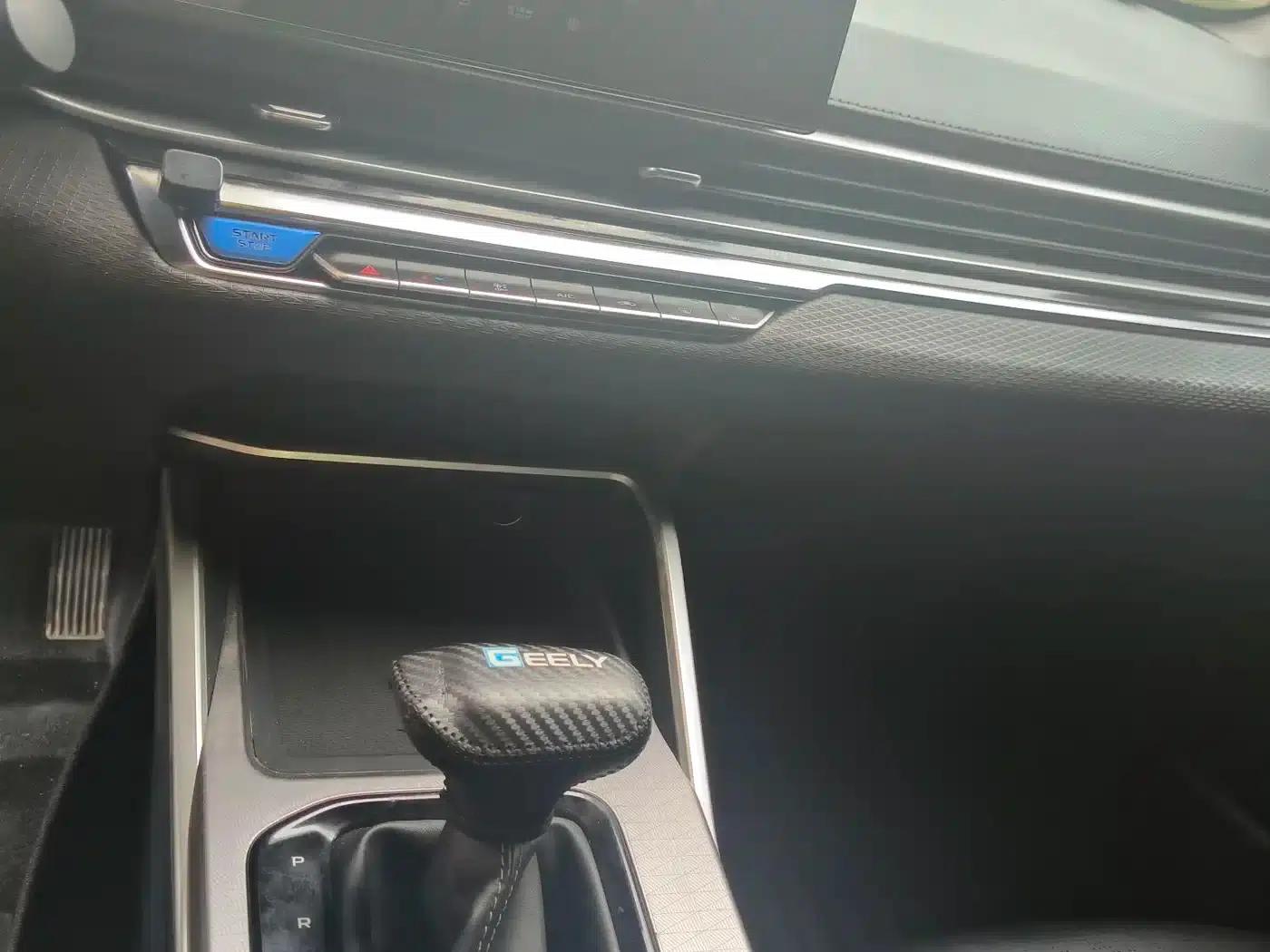 Geely Emgrand 2022 4th Generation 1.5L CVT Premium — миниатюра 8