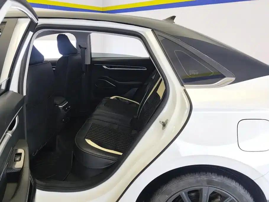 Geely Emgrand 2023 4th Generation Champion Edition 1.5L CVT Premium — миниатюра 11
