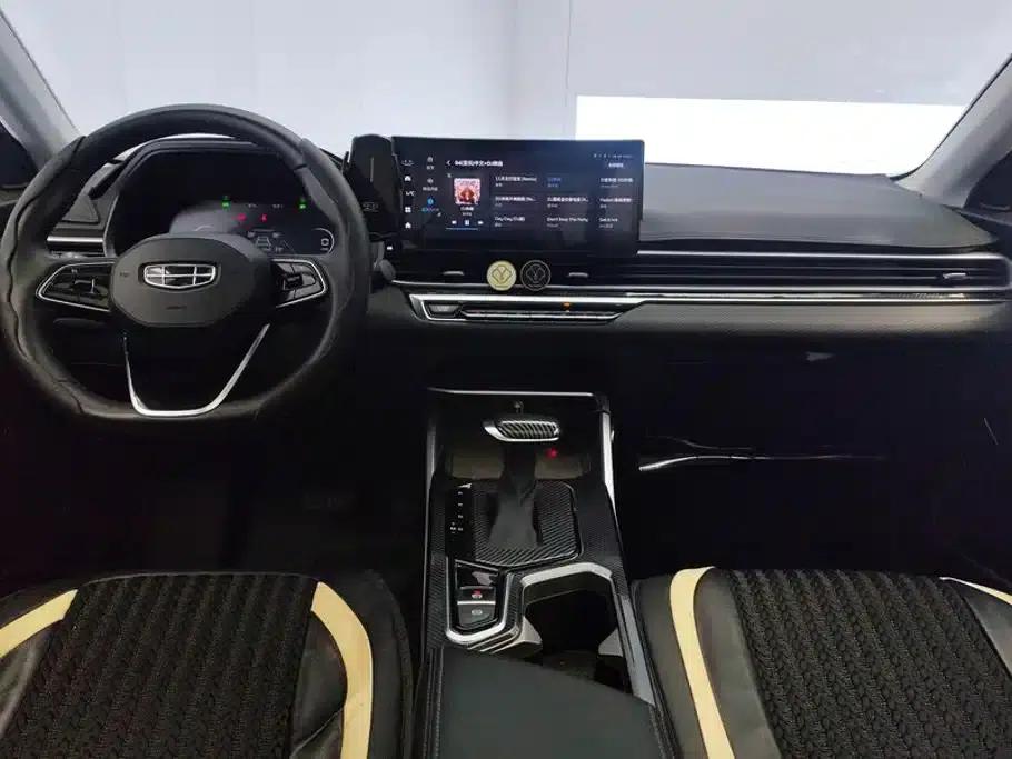 Geely Emgrand 2023 4th Generation Champion Edition 1.5L CVT Premium — миниатюра 12