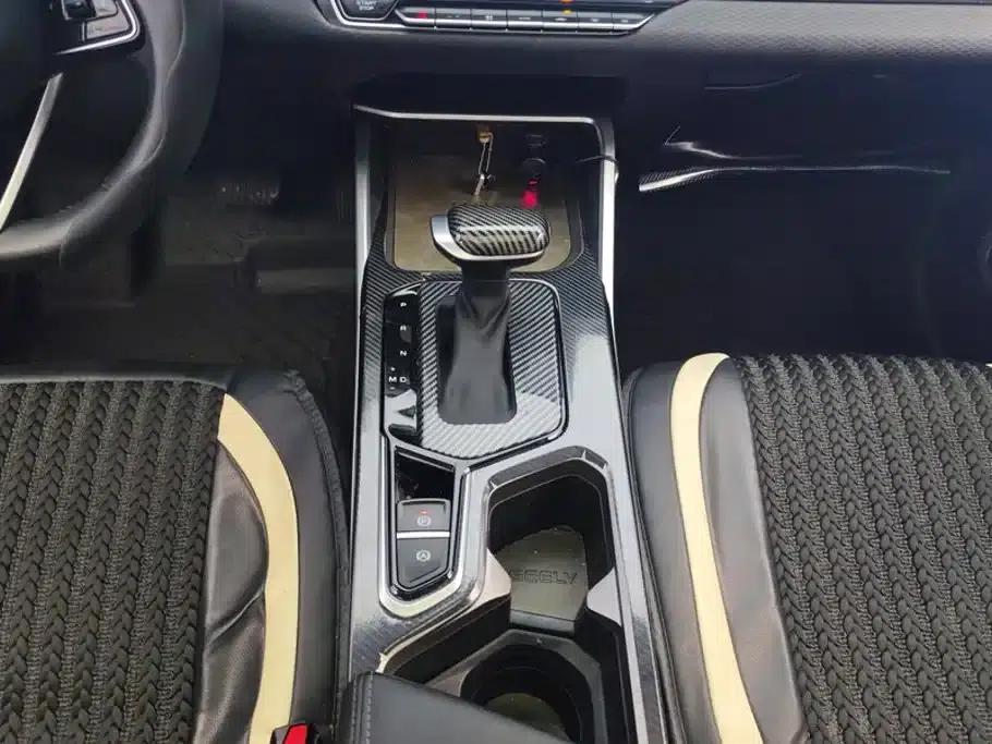 Geely Emgrand 2023 4th Generation Champion Edition 1.5L CVT Premium — миниатюра 16