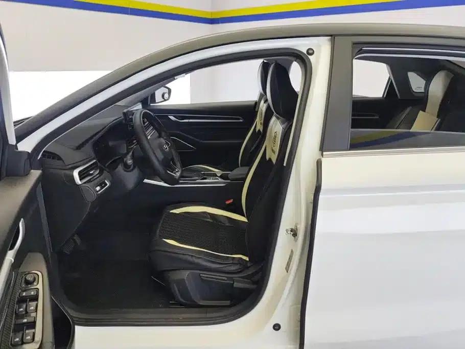 Geely Emgrand 2023 4th Generation Champion Edition 1.5L CVT Premium — миниатюра 9