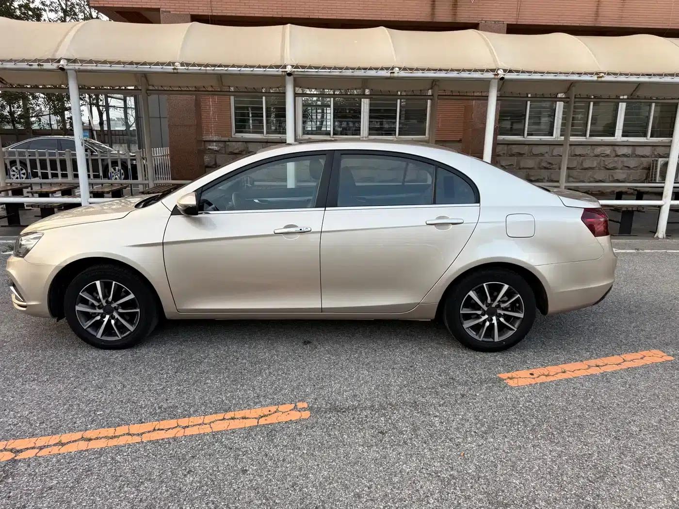 Geely Emgrand 2019 Leading Edition 1.5L Manual Upward Connected Model (China VI Emission Standard) — миниатюра 11