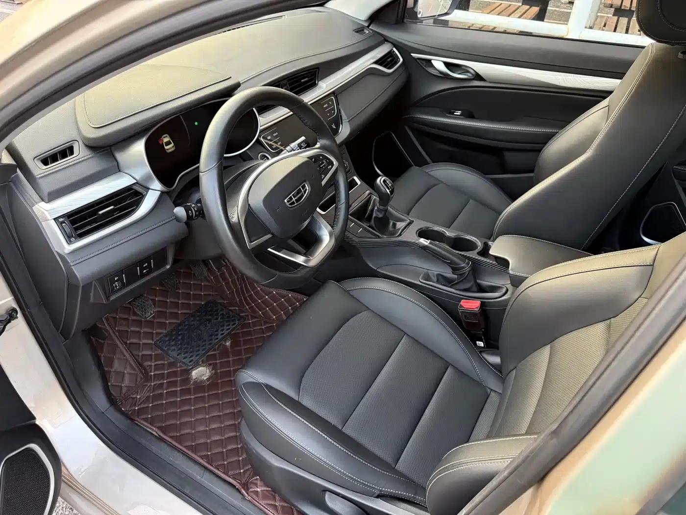 Geely Emgrand 2019 Leading Edition 1.5L Manual Upward Connected Model (China VI Emission Standard) — миниатюра 4