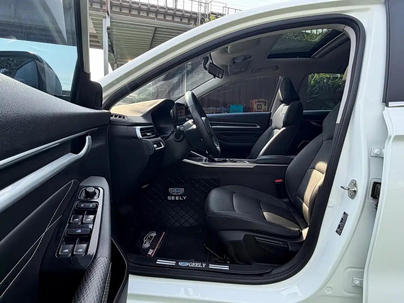 Geely Emgrand 2022 4th Generation 1.5L CVT Premium — миниатюра 8