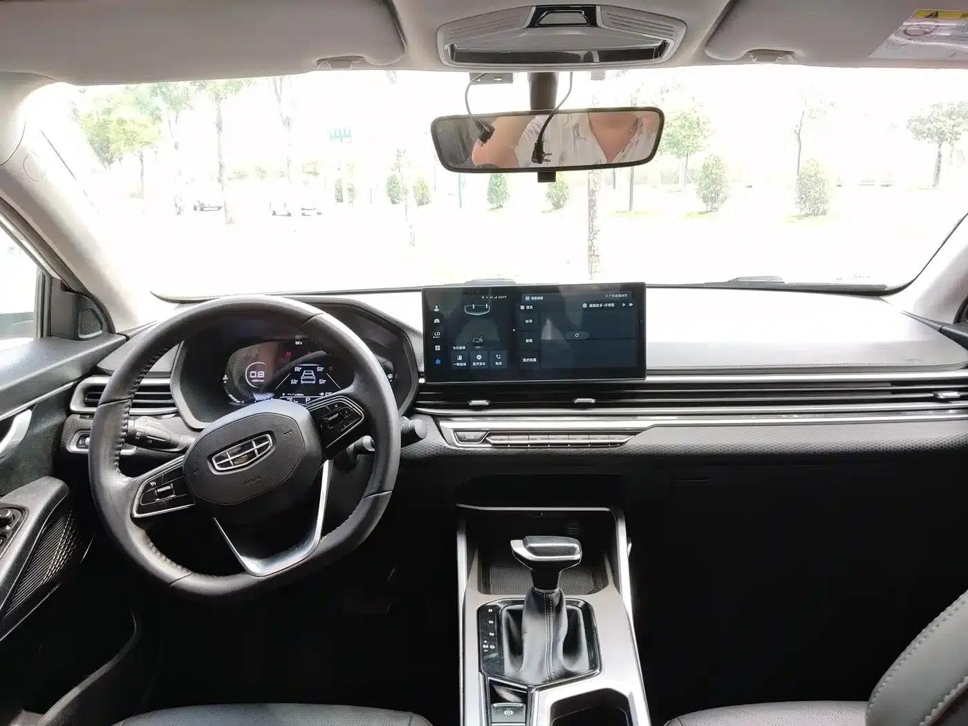 Geely Emgrand 2023 4th Generation Champion Edition 1.5L CVT Premium — миниатюра 15