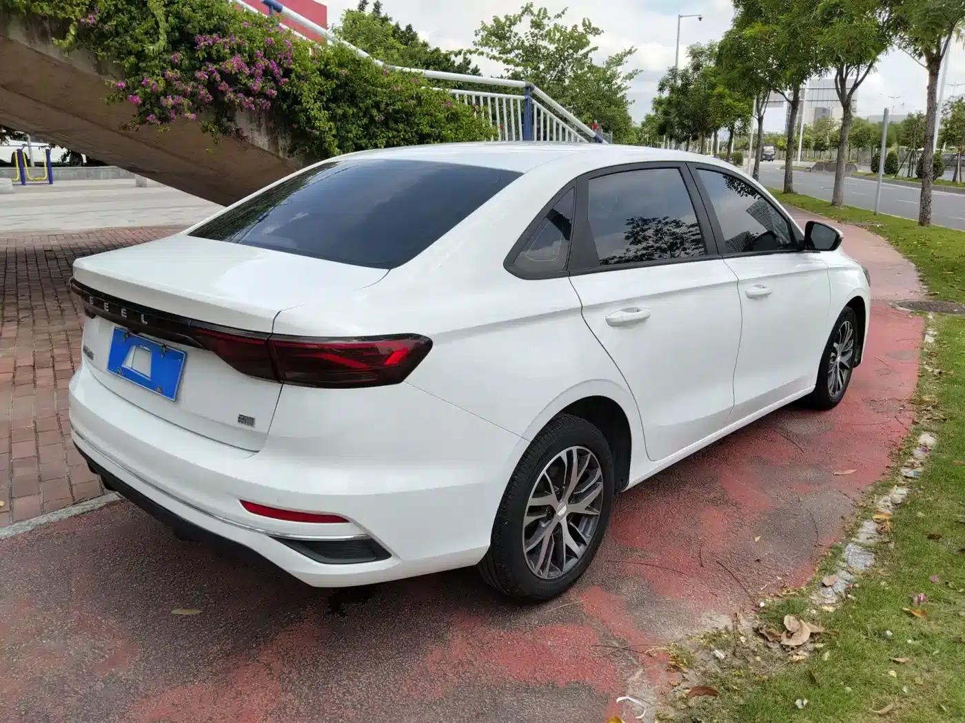 Geely Emgrand 2023 4th Generation Champion Edition 1.5L CVT Premium — миниатюра 4